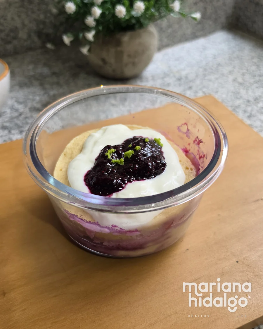 Avena horneada de arándanos y limón, receta de Mariana Hidalgo